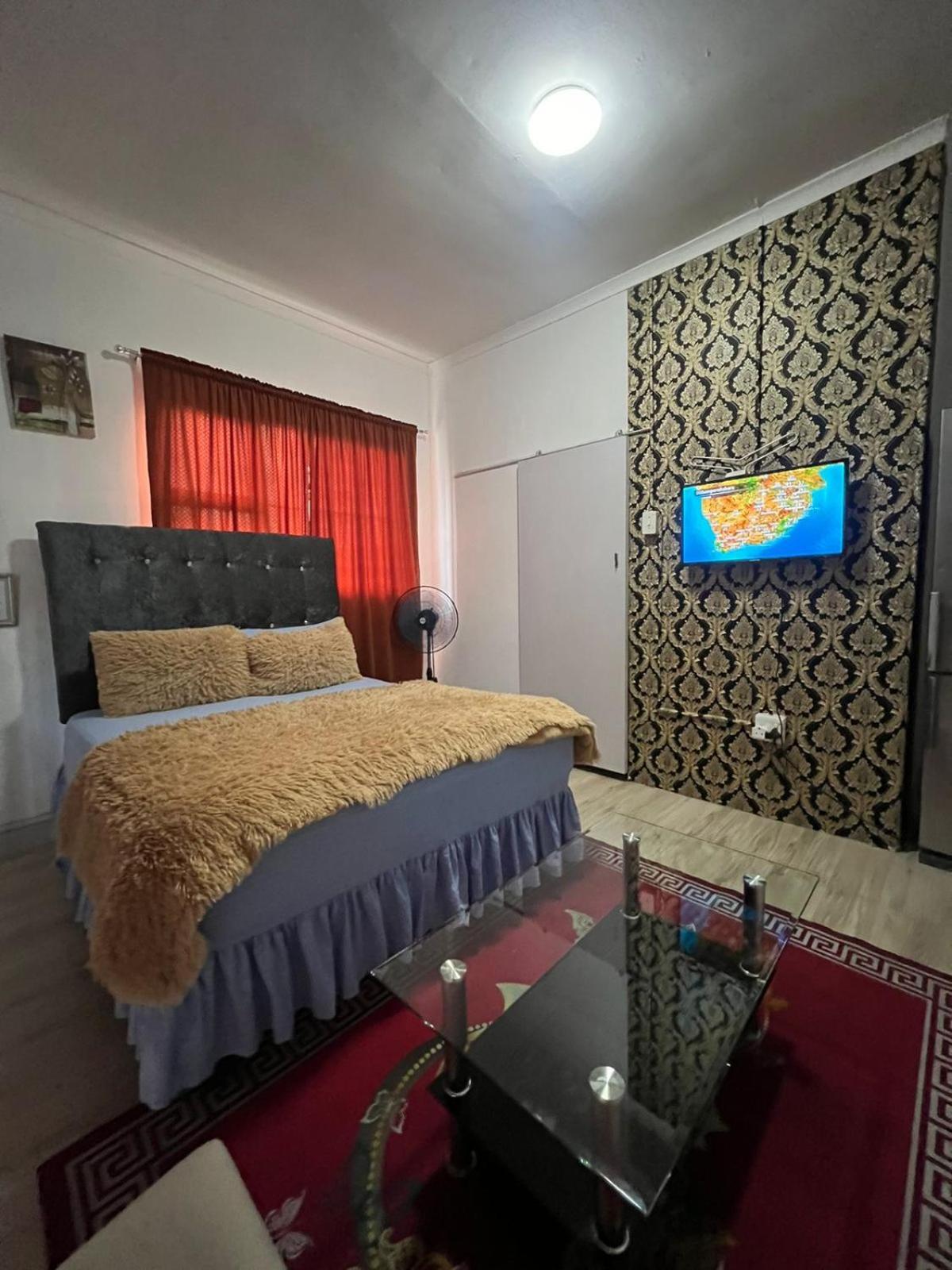 M5 Park Bed & Breakfast Cape Town